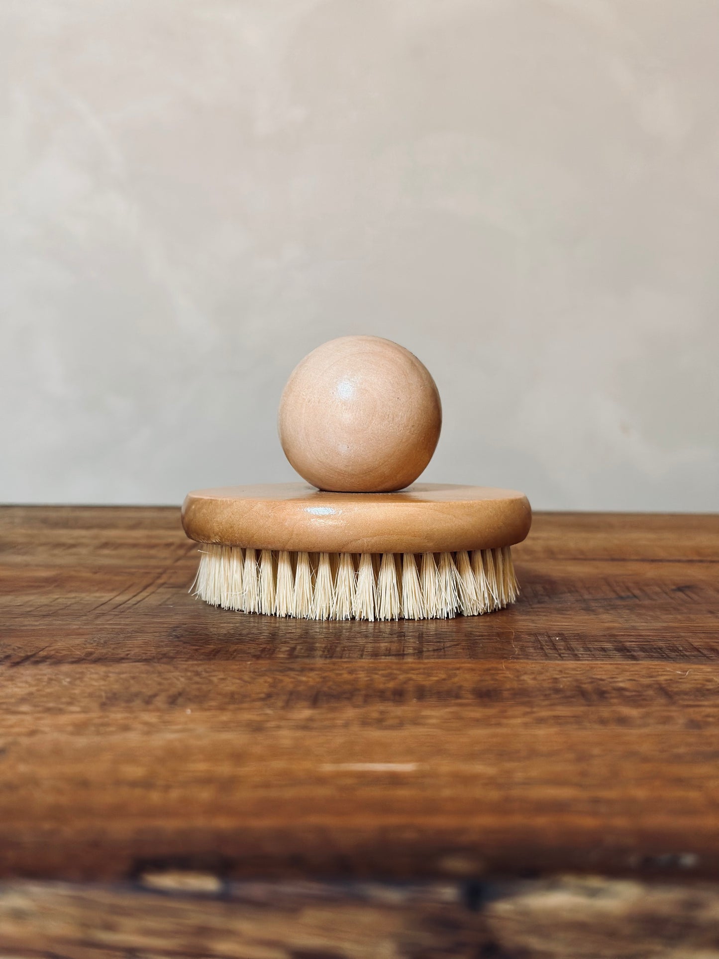 Lotus Body Brush, Bluem
