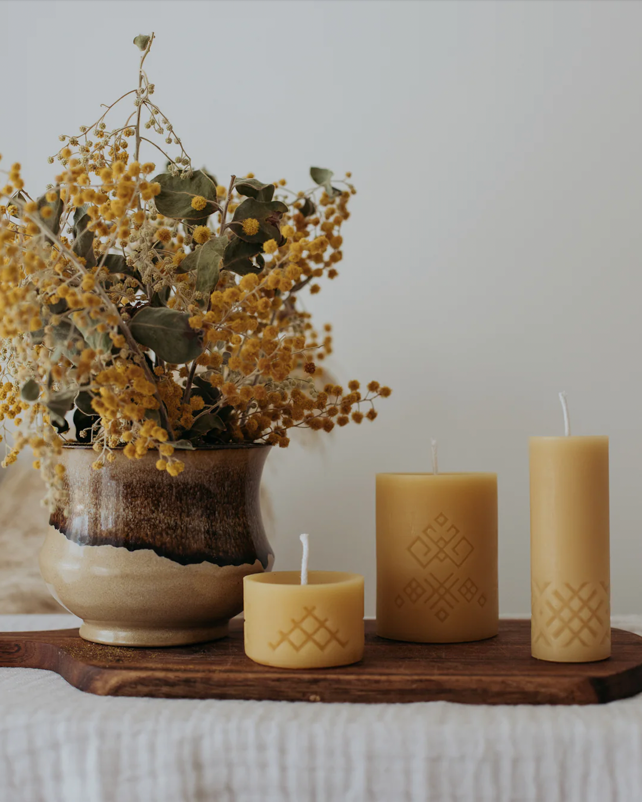Anouk Candle Gold, Ahana