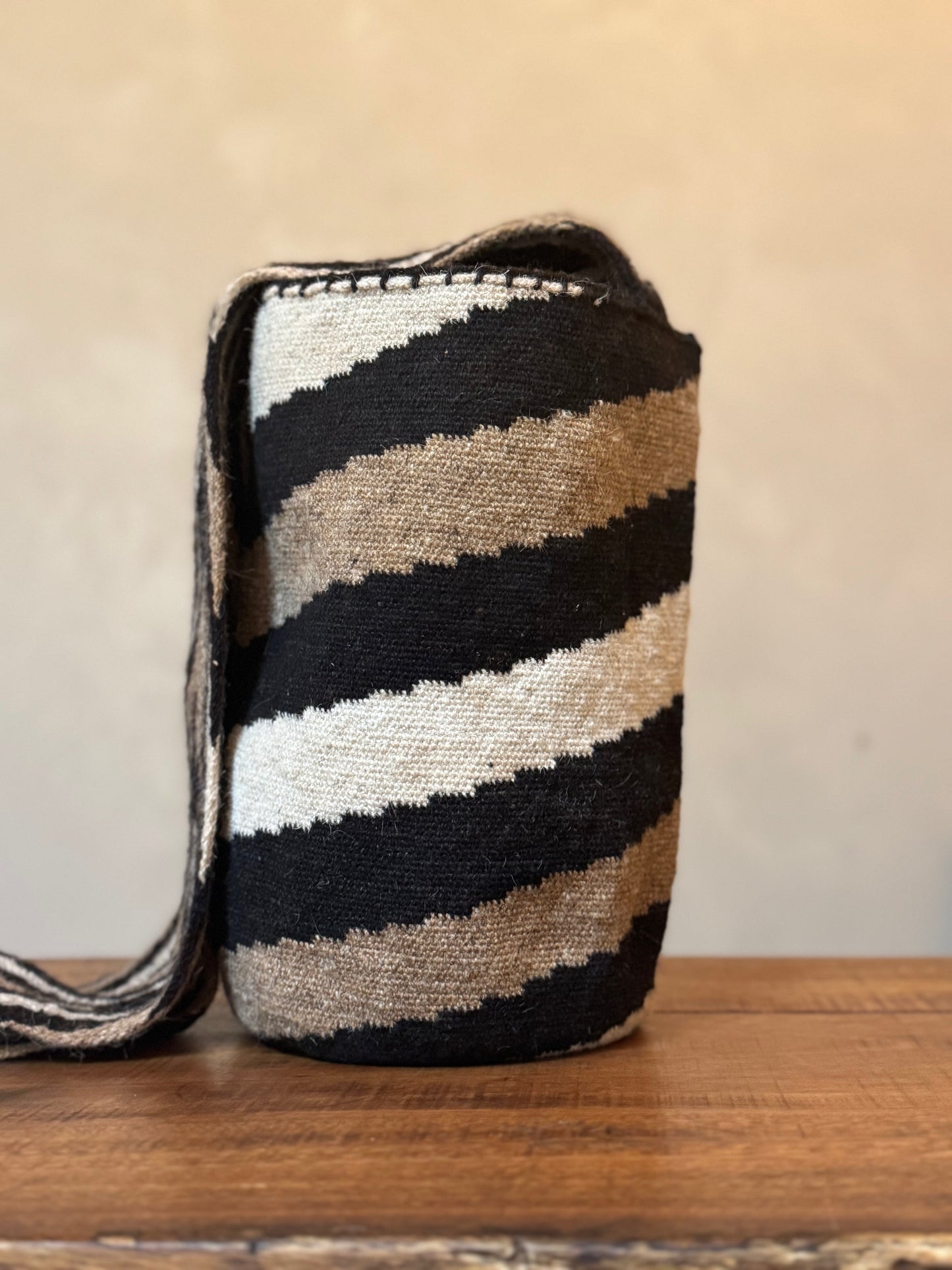 Mochila Arhuaco 'el Espiral de la Vida', Ritual Space