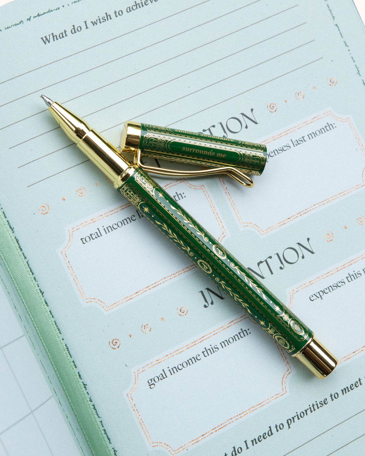 Abundance Pen, Dreamy Moons
