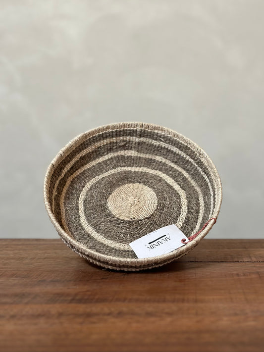 Akainik Safire Basket, Ritual Space