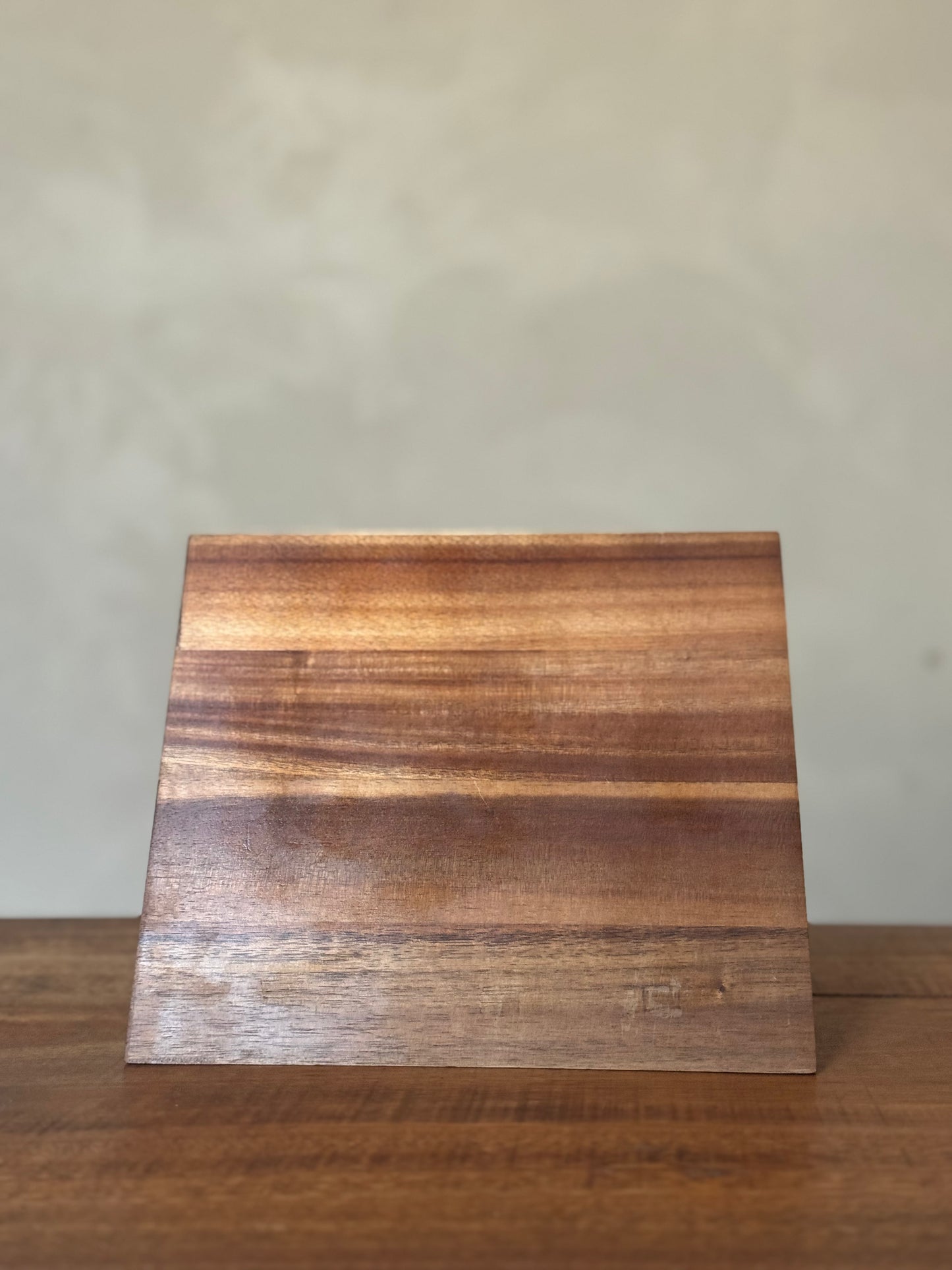 Magnetic Acacia Wood Knife Holder, Authentic Blades