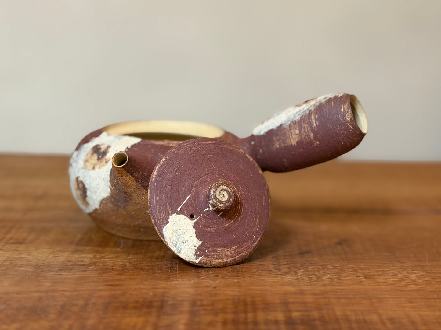 Wild Clay Side Handle Tea Pot Medium, Ceainic Tea Ware