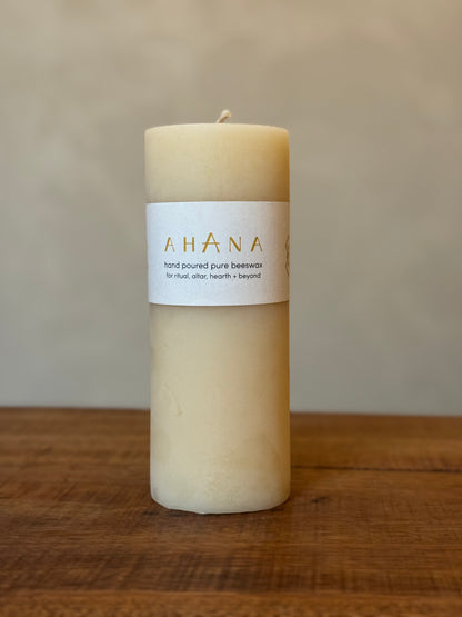 Pillar candle 19cm, Ahana