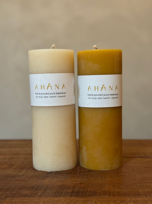 Pillar candle 19cm, cream, Ahana