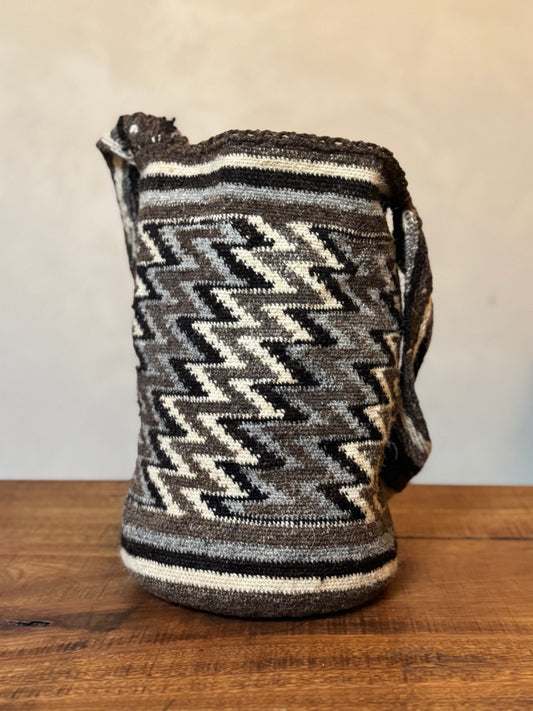 Mochila Arhuaco 'El Rayo', Ritual Space