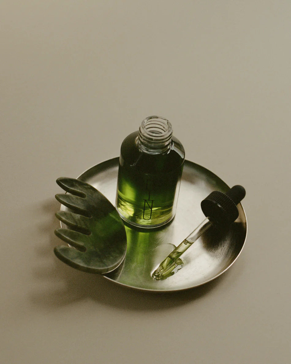 Jade Scalp Stimulator, Hinu